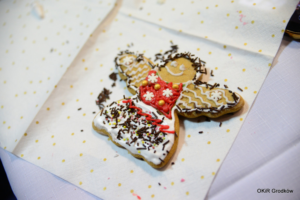 Pierniczkobranie w Domu Kultury