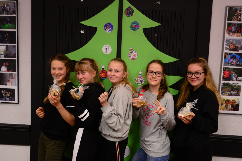 Pierniczkobranie w Domu Kultury