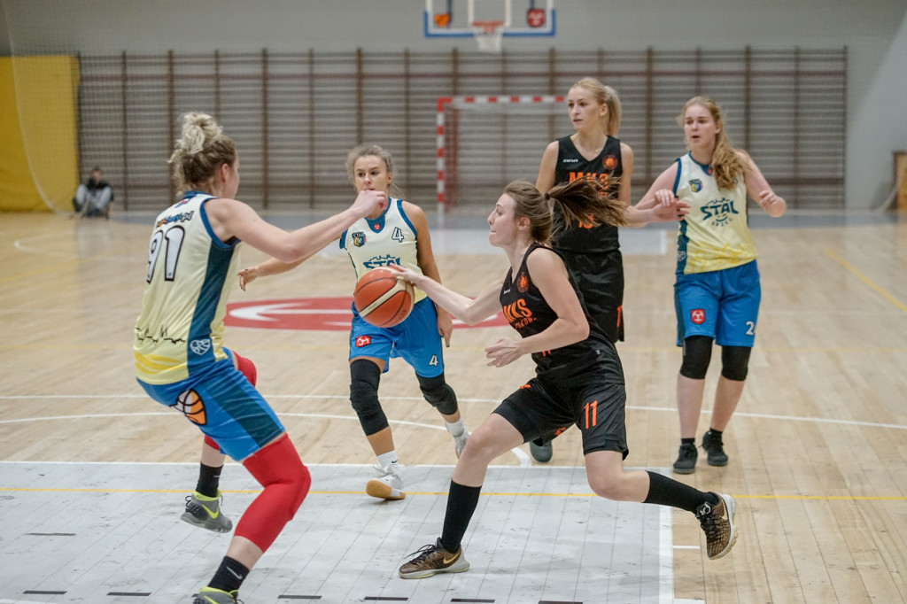 KSK Stal Brzeg przegrywa z MKS Polkowice