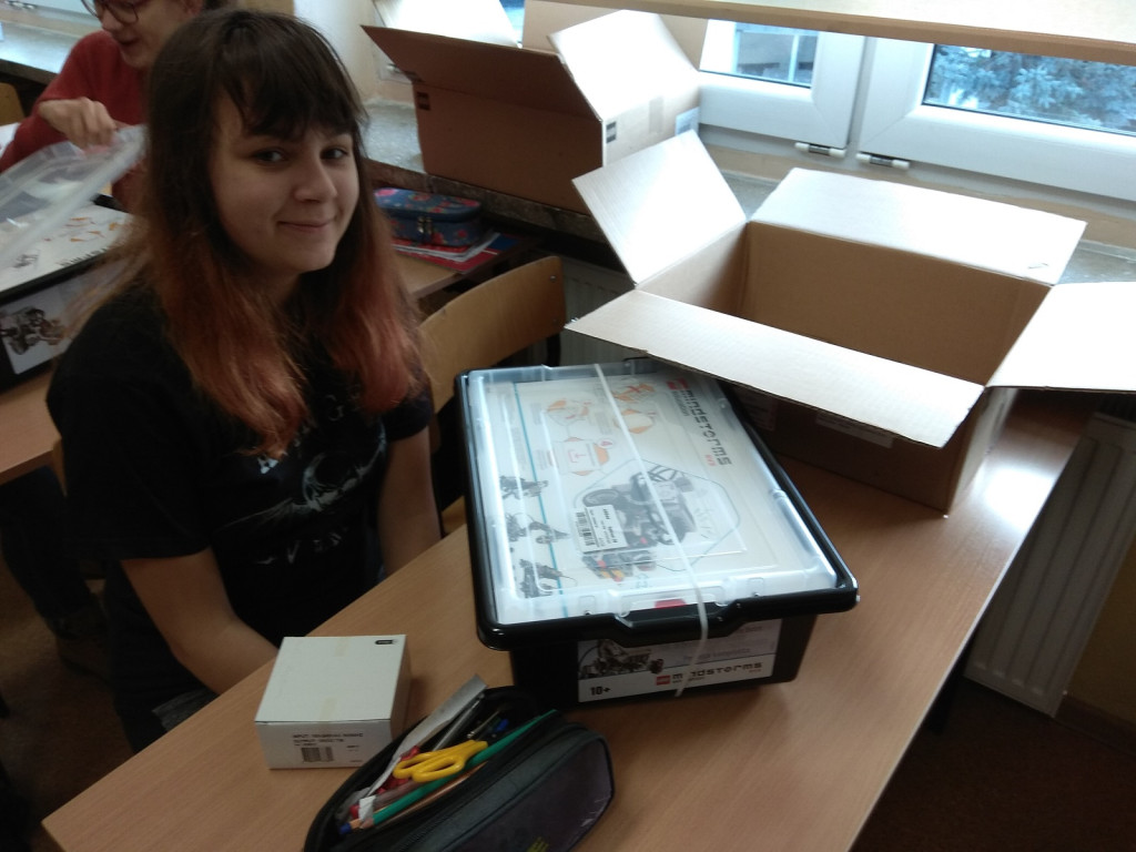 Projekt Lego w PSP5 w Brzegu