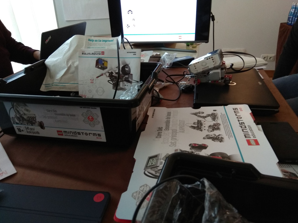 Projekt Lego w PSP5 w Brzegu