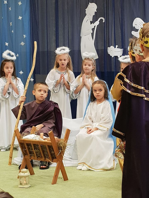 Jasełka w Przedszkolu Publicznym nr 8 w Brzegu