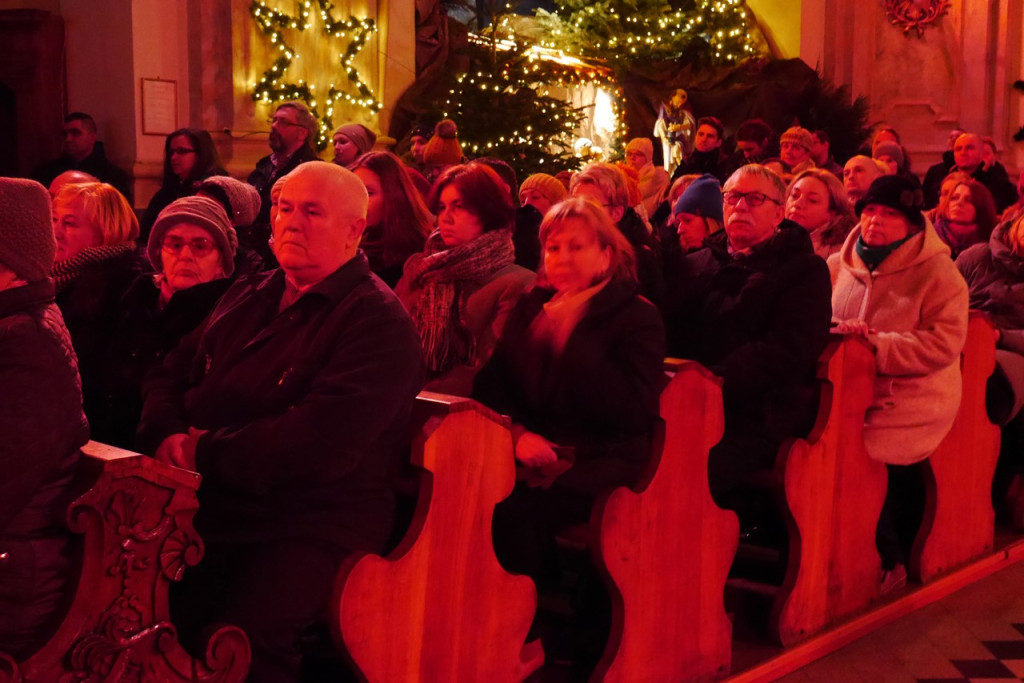 Bożonarodzeniowy koncert kolęd [fotorelacja]