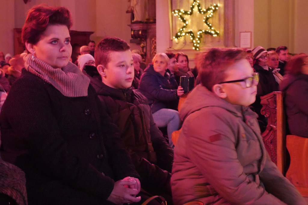 Bożonarodzeniowy koncert kolęd [fotorelacja]
