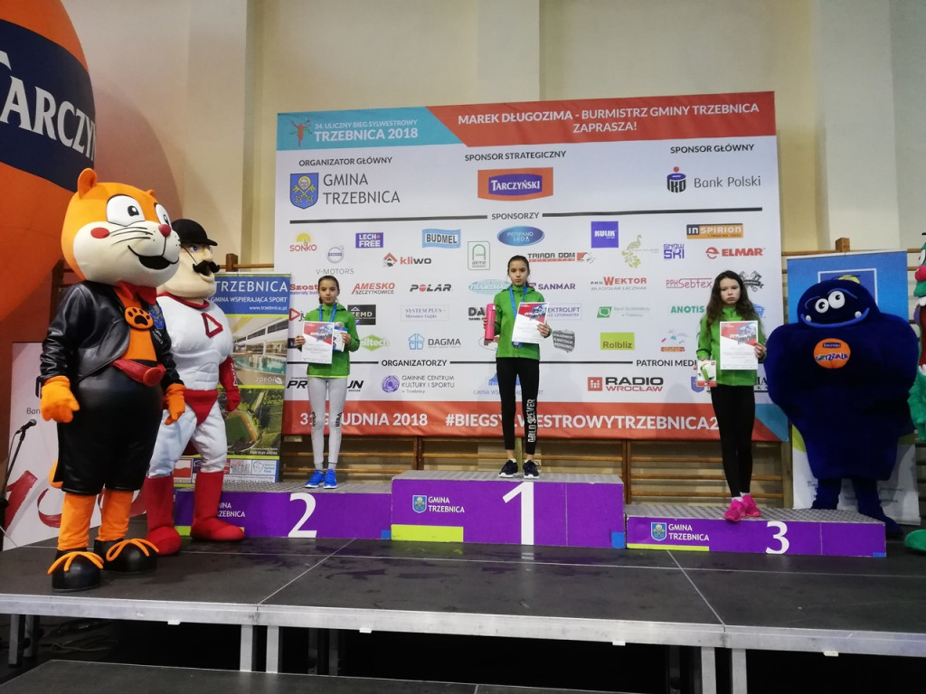 Młodzi biegacze Kotwicy Brzeg na podium 34. Ulicznego Biegu Sylwestrowego