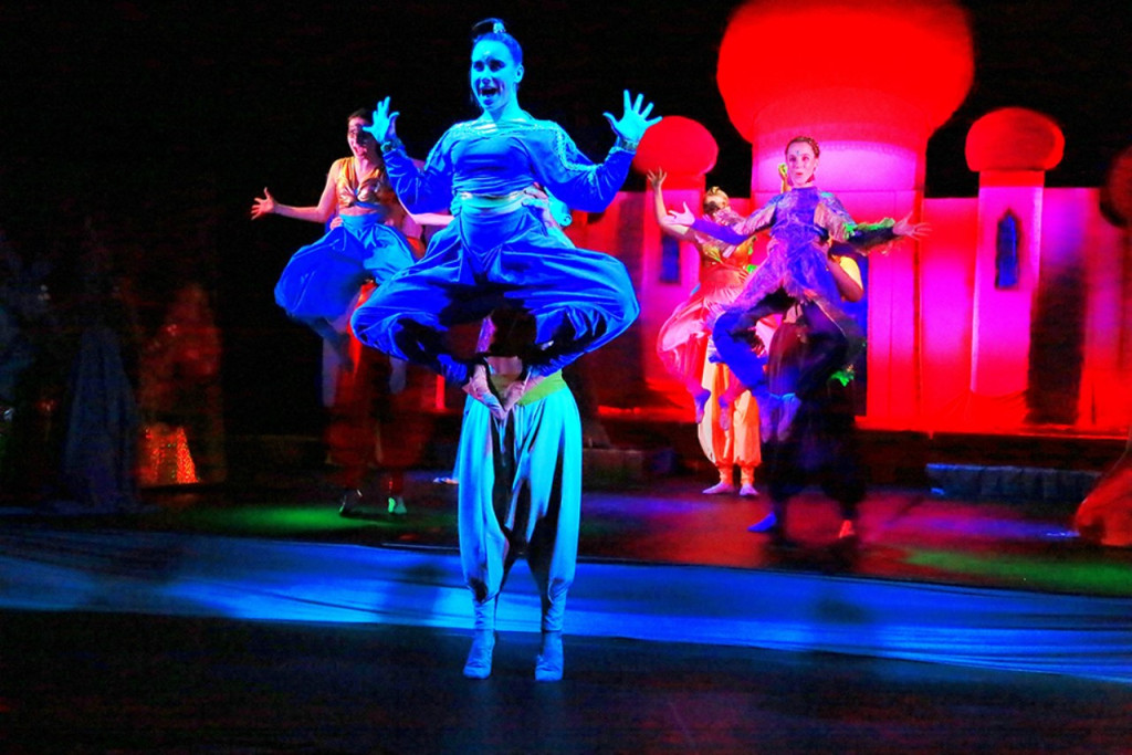 10 - lecie powstania Gminnej Biblioteki Publicznej w Skarbimierzu. Premiera musicalu 