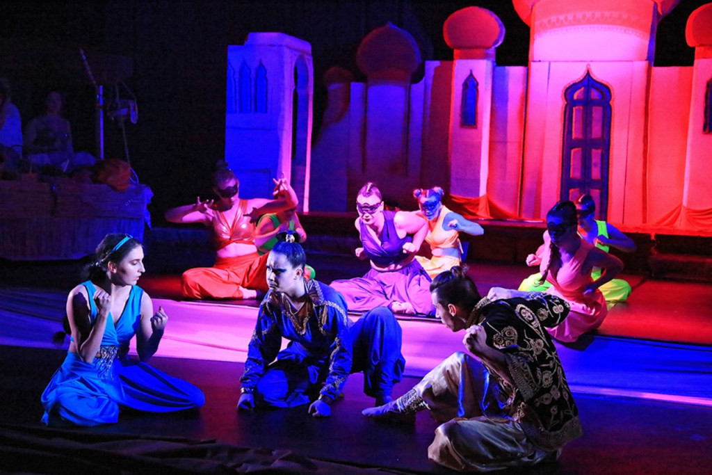 10 - lecie powstania Gminnej Biblioteki Publicznej w Skarbimierzu. Premiera musicalu 