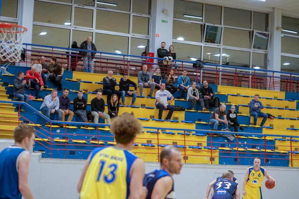 KSK Stal wygrywa z niepokonanym liderem z Lublińca [fotorelacja]