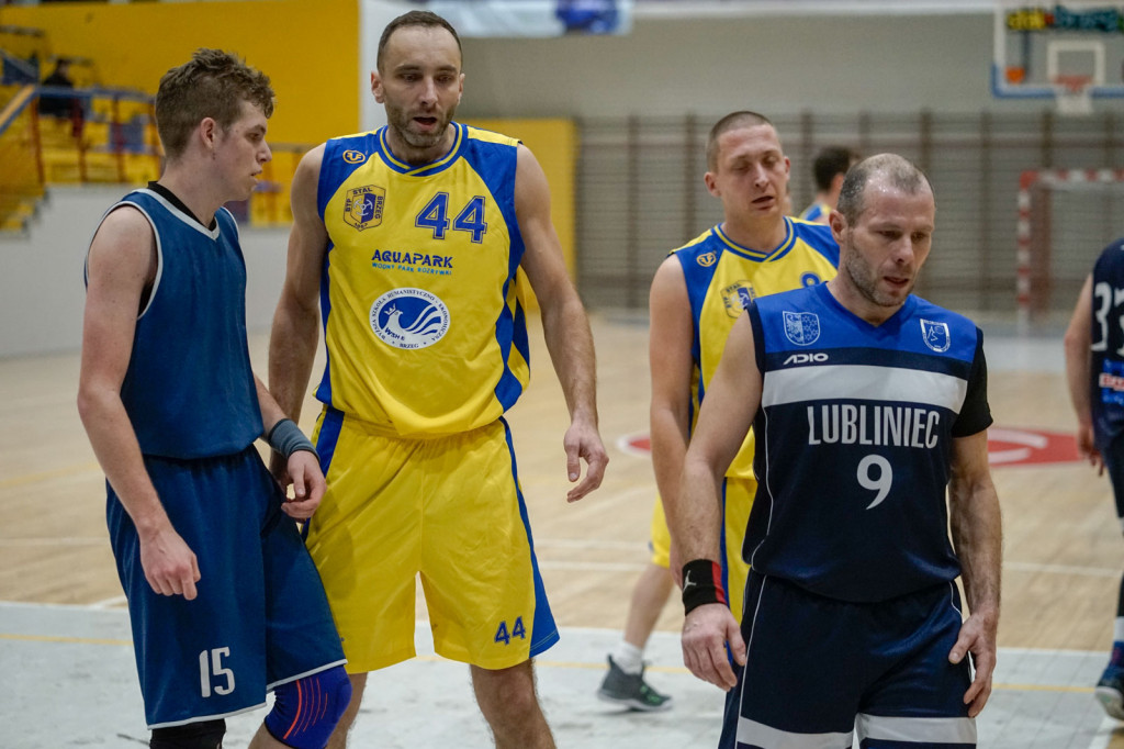 KSK Stal wygrywa z niepokonanym liderem z Lublińca [fotorelacja]