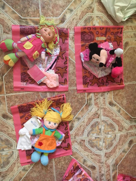 Przedszkolaki z Trójki obdarowały prezentami przedszkolaki z Ghany