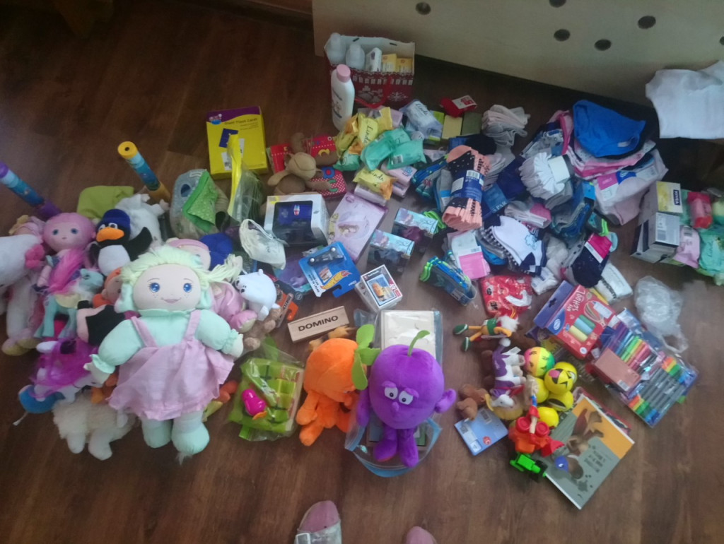 Przedszkolaki z Trójki obdarowały prezentami przedszkolaki z Ghany