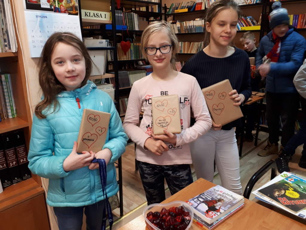 Randka w ciemno... z książką w Ósemce!