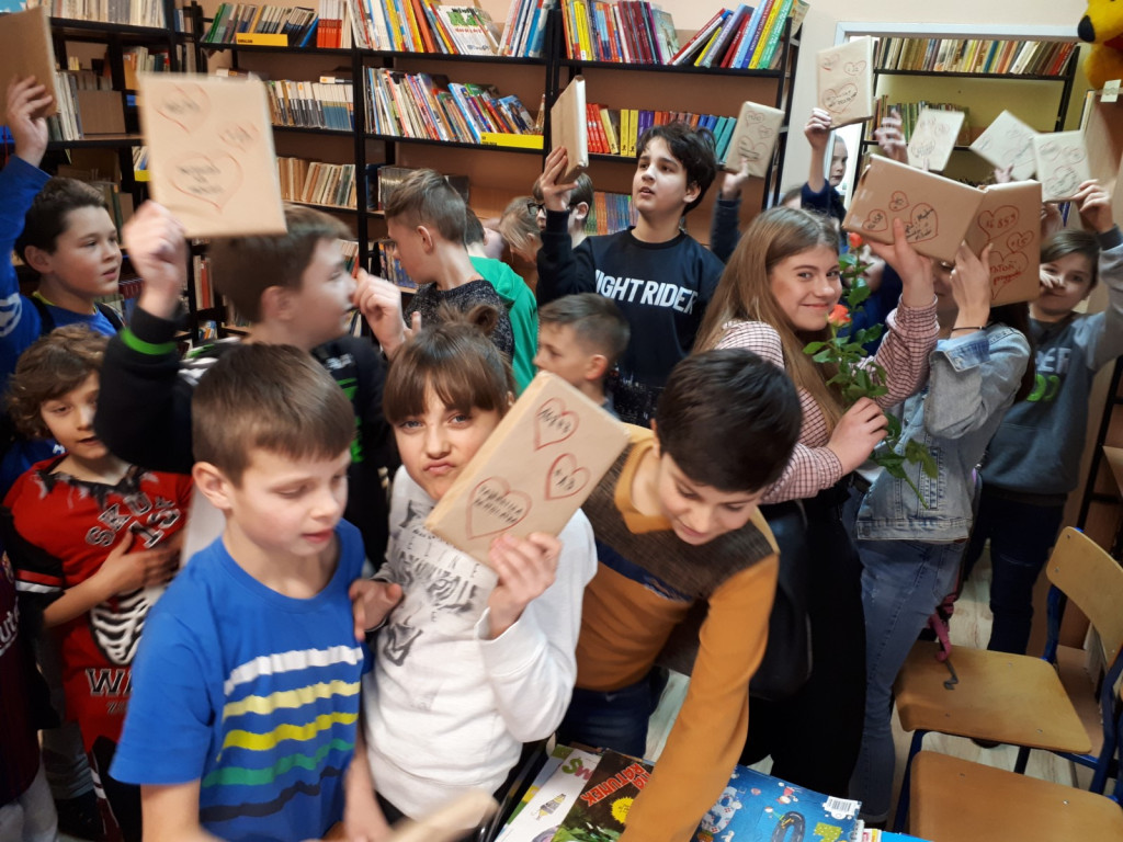 Randka w ciemno... z książką w Ósemce!