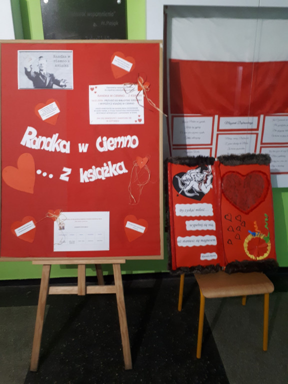 Randka w ciemno... z książką w Ósemce!