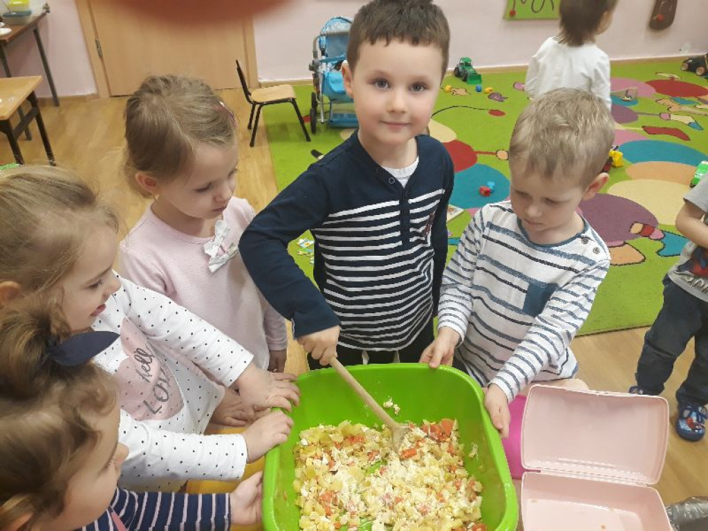 Witaminowe niespodzianki w Przedszkolu nr 4