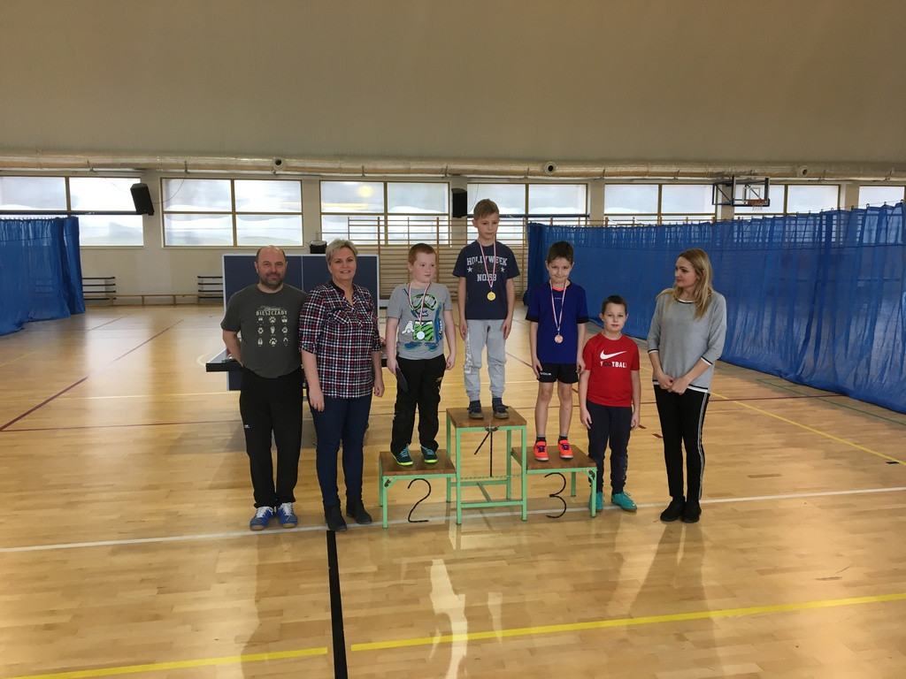 W Łosiowie rywalizowano w XX Turnieju Tenisa Stołowego