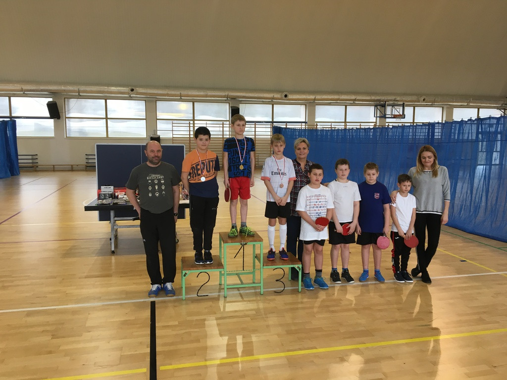 W Łosiowie rywalizowano w XX Turnieju Tenisa Stołowego