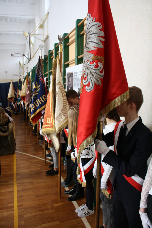 Zespół Szkół Centrum Kształcenia Praktycznego w Grodkowie z nowym patronem i sztandarem
