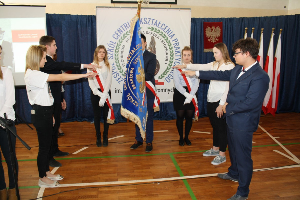 Zespół Szkół Centrum Kształcenia Praktycznego w Grodkowie z nowym patronem i sztandarem