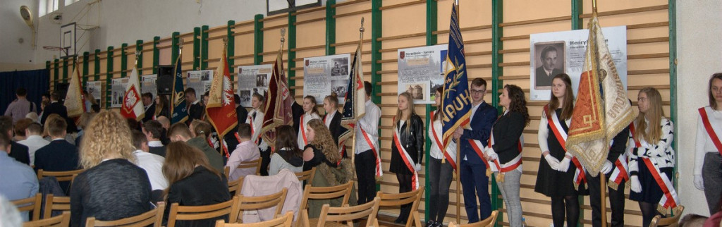 Zespół Szkół Centrum Kształcenia Praktycznego w Grodkowie z nowym patronem i sztandarem