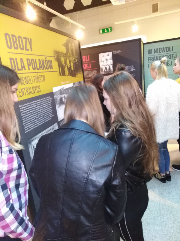 Historia w I LO w Brzegu nie tylko z podręczników