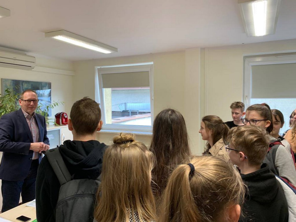 Od dziś - ADMINISTRACJA  przyjazna Uczniom PSP nr 8