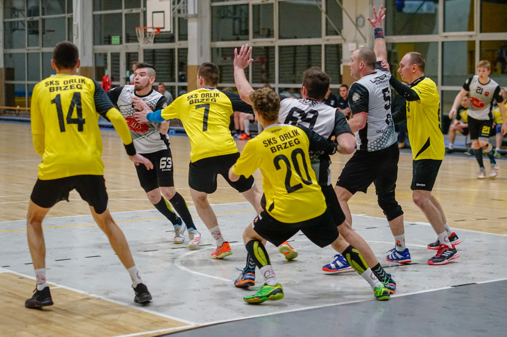 Skromna wygrana. Udane pożegnanie z kibicami Orlika