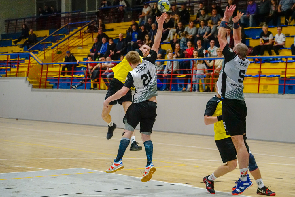 Skromna wygrana. Udane pożegnanie z kibicami Orlika