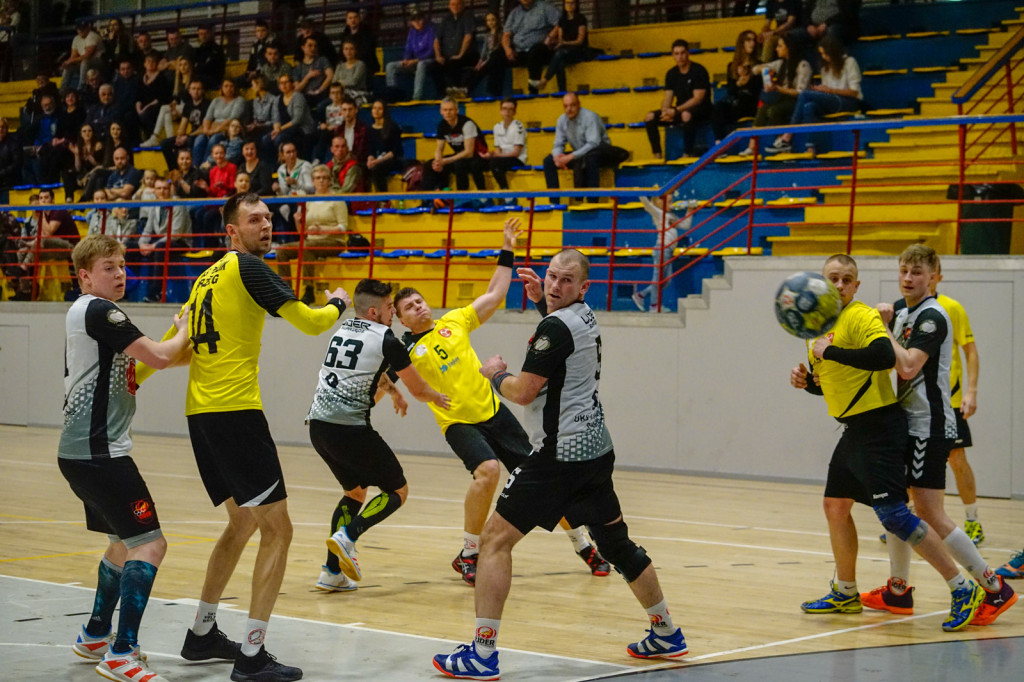 Skromna wygrana. Udane pożegnanie z kibicami Orlika