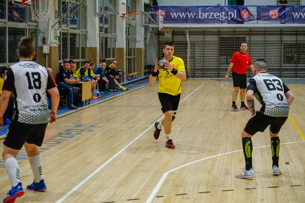 Skromna wygrana. Udane pożegnanie z kibicami Orlika