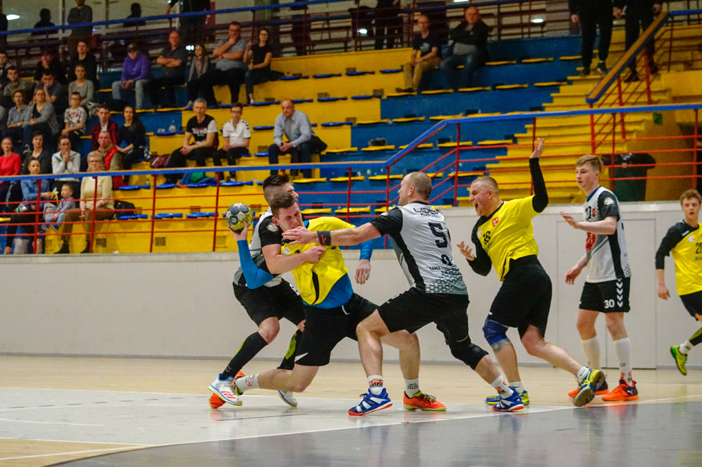 Skromna wygrana. Udane pożegnanie z kibicami Orlika