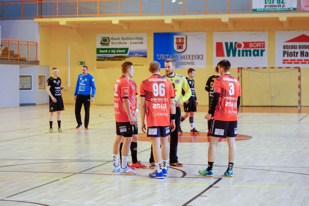 Trzecia porażka z rzędu. Olimp przegrał z MKS-em Wieluń