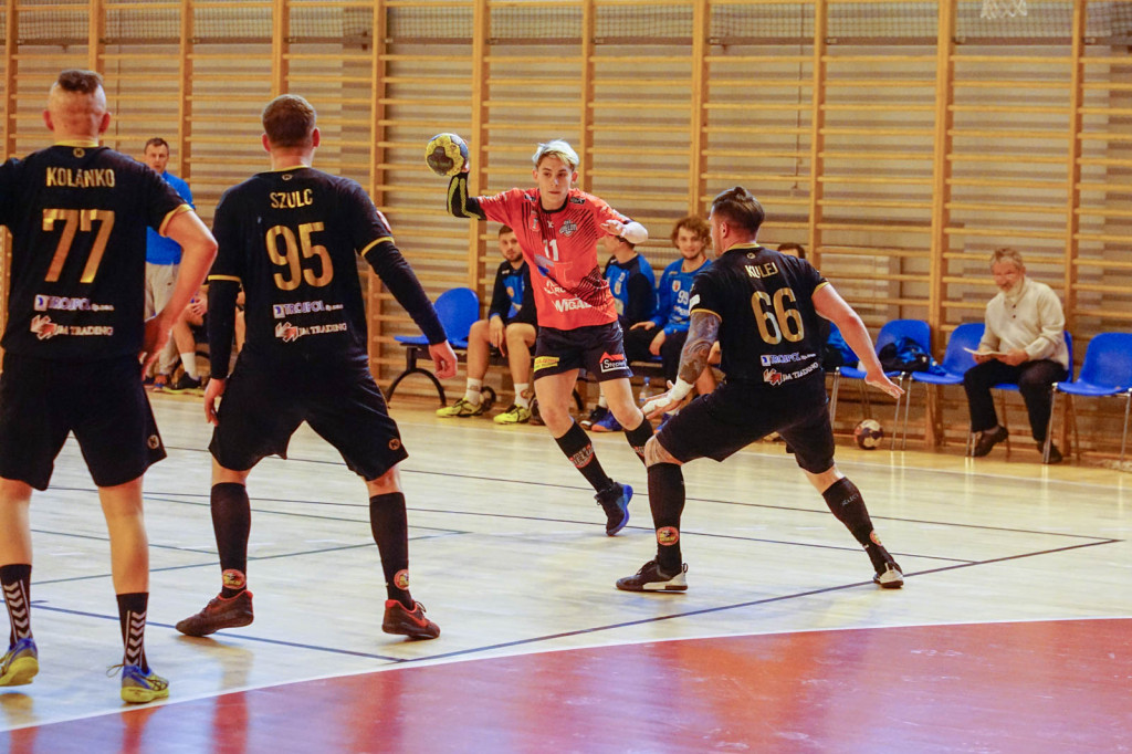 Trzecia porażka z rzędu. Olimp przegrał z MKS-em Wieluń