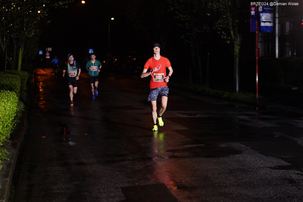 Sebastian Kapała zwycięzcą 4. Nocnej Dychy