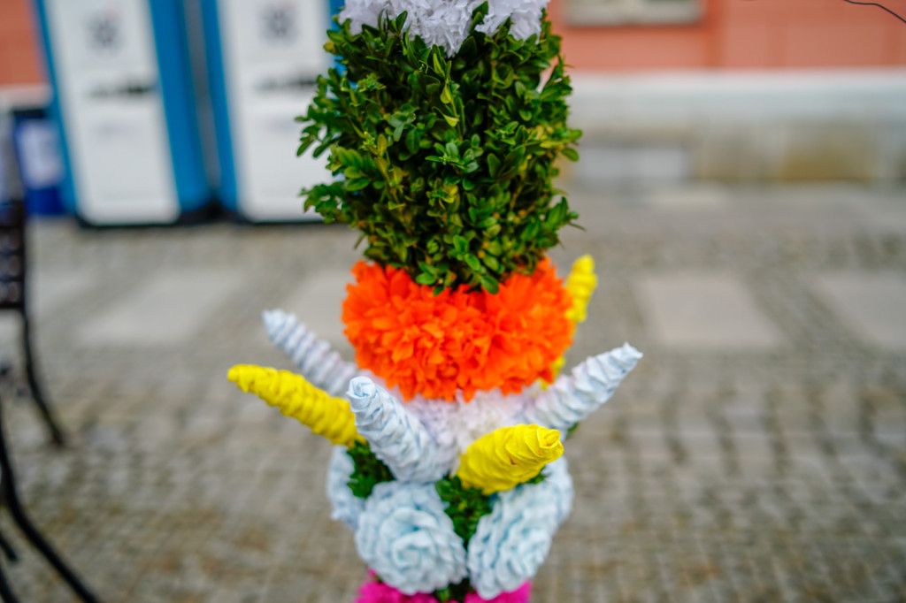 Jarmark Wielkanocny. Świąteczny klimat na rynku w Grodkowie [fotorelacja]