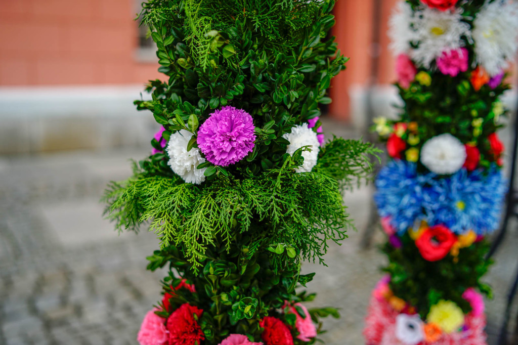 Jarmark Wielkanocny. Świąteczny klimat na rynku w Grodkowie [fotorelacja]