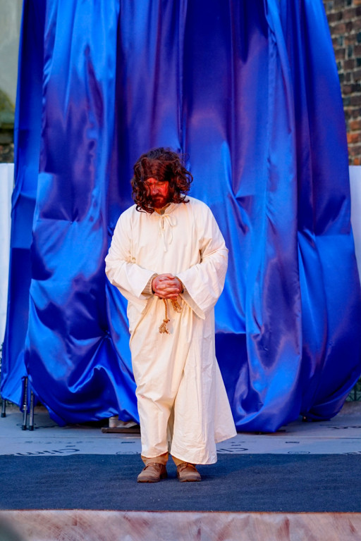 Misterium Męki Pańskiej w Grodkowie. Chwila przedświątecznej refleksji [fotorelacja]