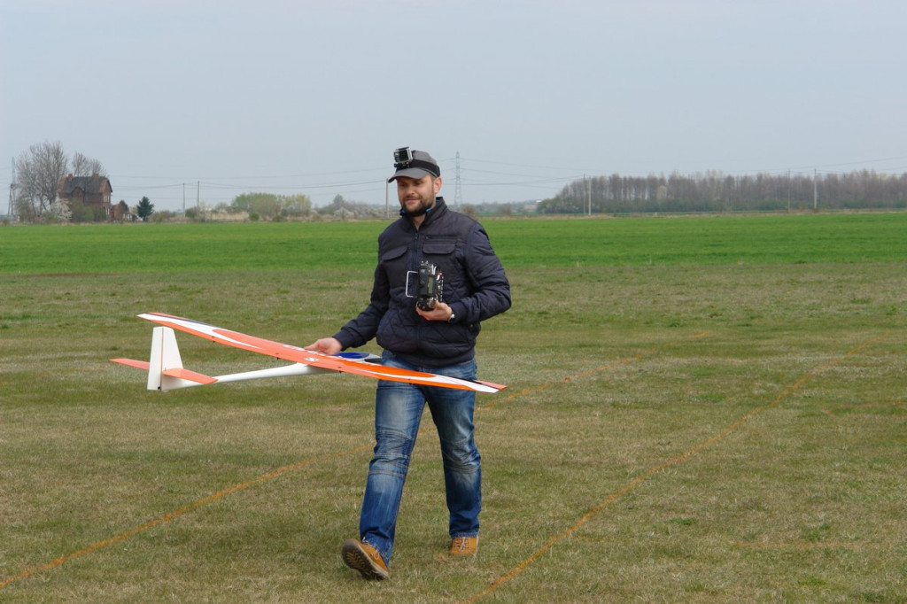 Modelarze rozpoczęli sezon. I rundę zwyciężył Łukasz Troska