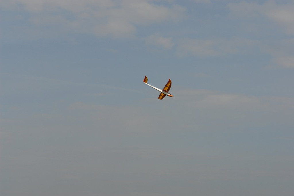 Modelarze rozpoczęli sezon. I rundę zwyciężył Łukasz Troska