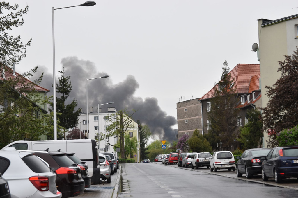 Podpalenie prawdopodobną przyczyną pożaru na terenie dawnej cegielni