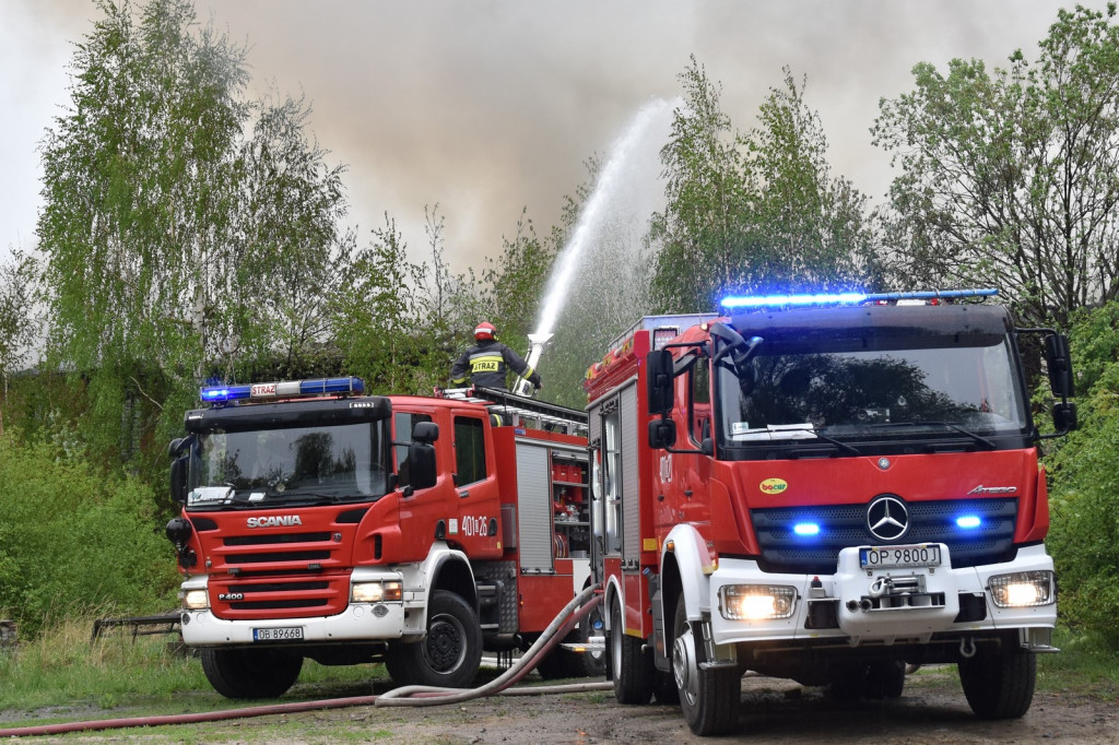 Podpalenie prawdopodobną przyczyną pożaru na terenie dawnej cegielni