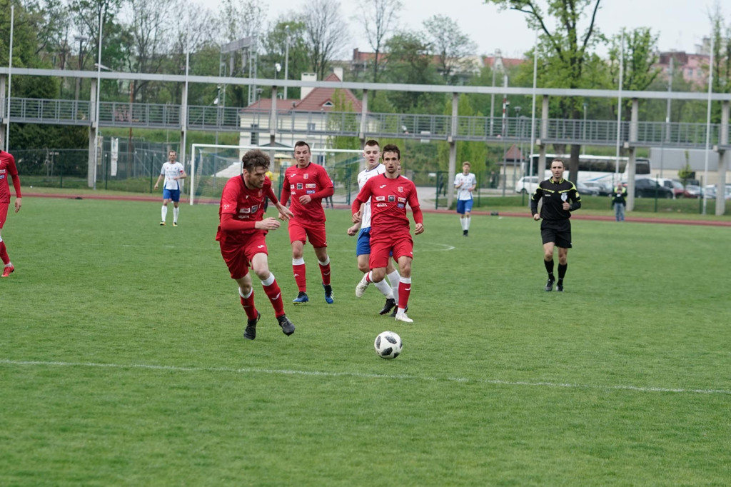 Udana konfrontacja w derbach. Stal wygrywa z MKS-em