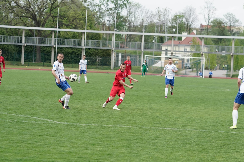 Udana konfrontacja w derbach. Stal wygrywa z MKS-em