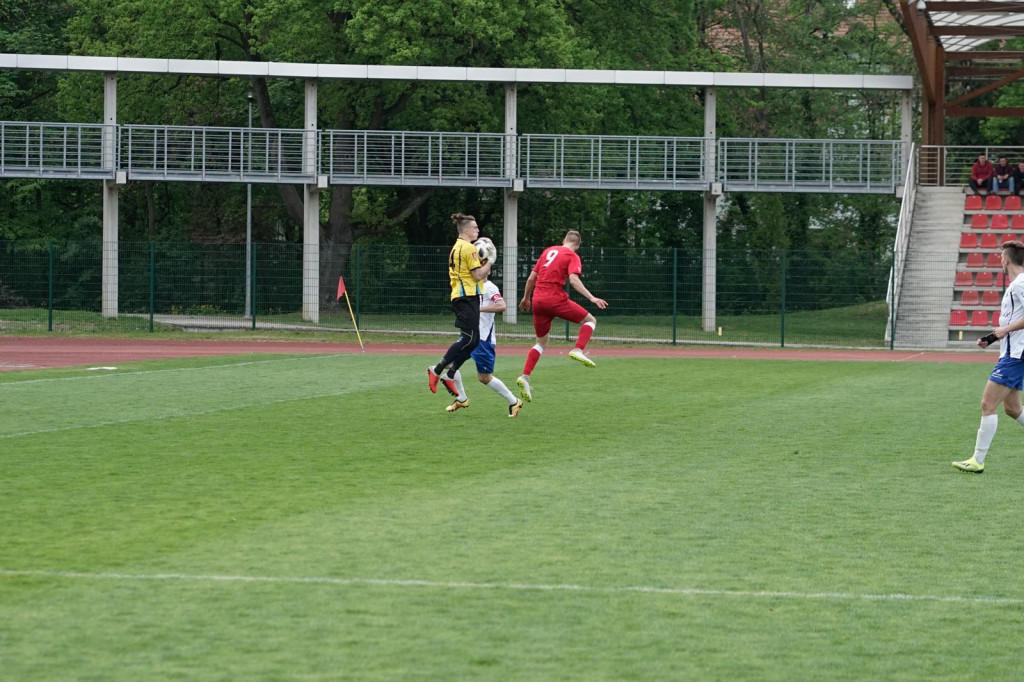 Udana konfrontacja w derbach. Stal wygrywa z MKS-em