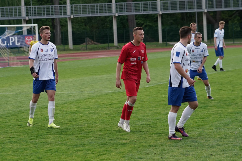Udana konfrontacja w derbach. Stal wygrywa z MKS-em