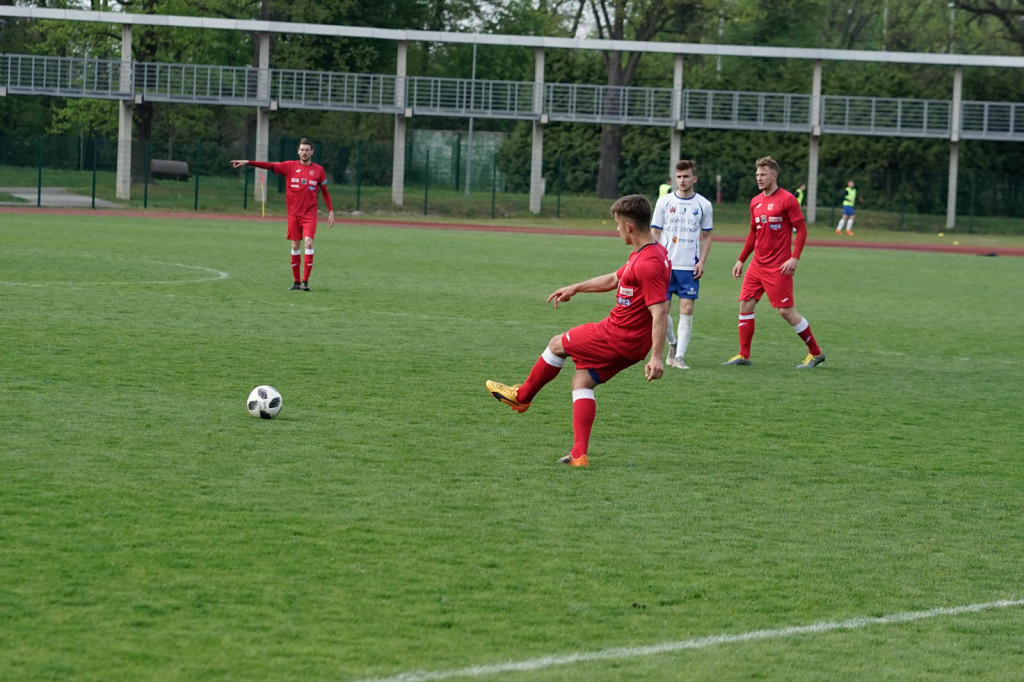 Udana konfrontacja w derbach. Stal wygrywa z MKS-em