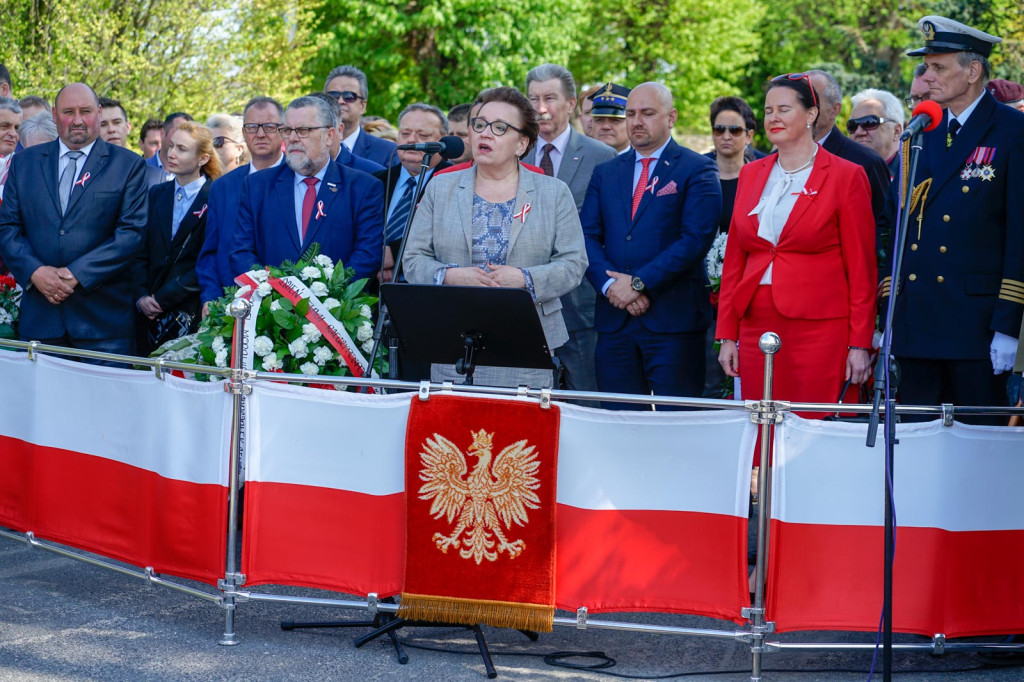 Moszczanka w biało-czerwonych barwach. Wojewódzkie obchody Święta Flagi [fotorelacja]