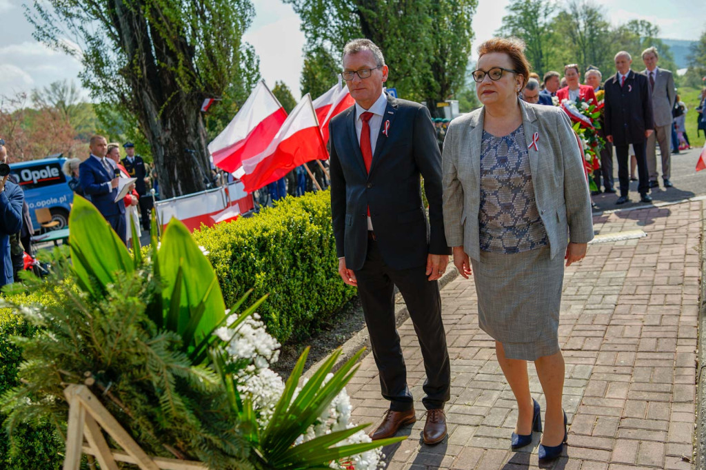 Moszczanka w biało-czerwonych barwach. Wojewódzkie obchody Święta Flagi [fotorelacja]