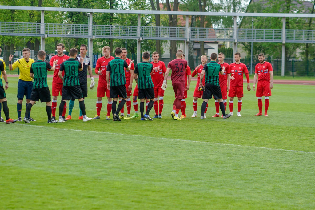 Stal oddala się od strefy spadkowej. Okazała wygrana z Pniówkiem Pawłowice Śląskie