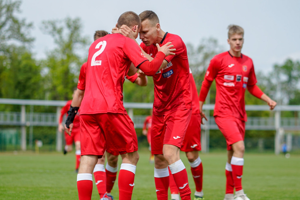 Stal oddala się od strefy spadkowej. Okazała wygrana z Pniówkiem Pawłowice Śląskie